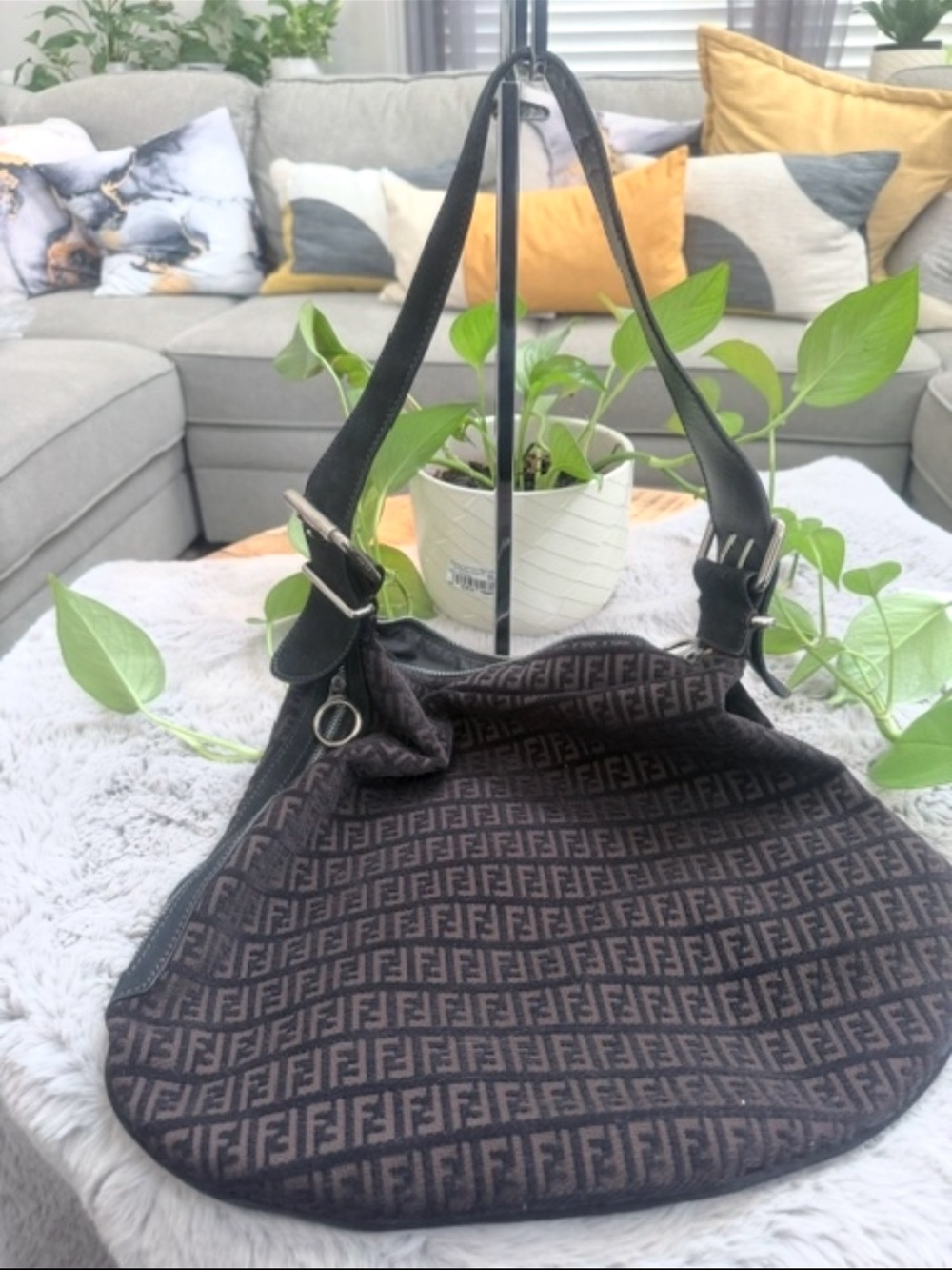 Fendi Black Zucchino Canvas Oyster Shoulder Bag - Picture 2 of 7
